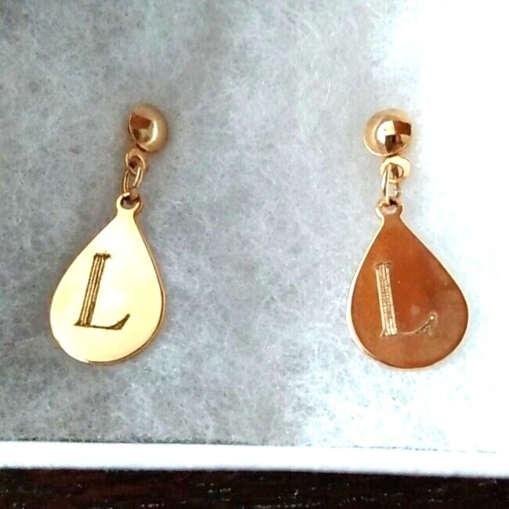 Gold Tone Dangle Engraved Earrings Letter L Fashion Jewelry Drop Shape NEW Boxed